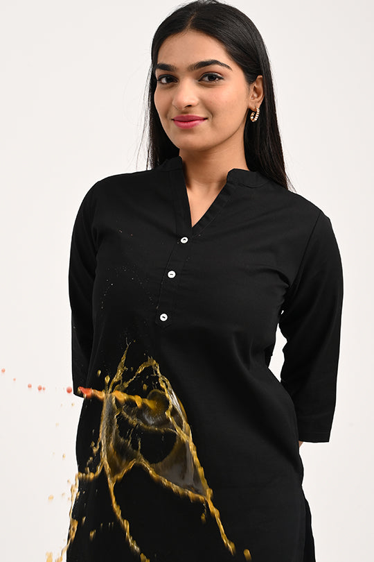 Classic black stain-proof cotton kurti, Woman in black water-repellent kurti.